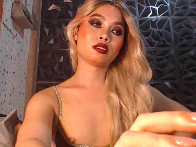 Majas_suckablecock