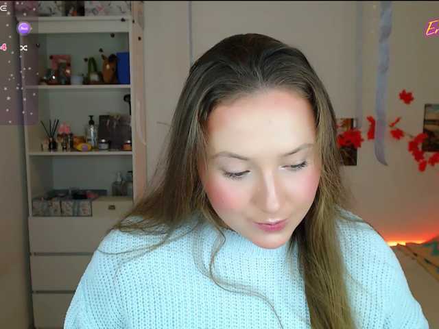 -EmilyxGrasez-, en directo ahora en BongaCams