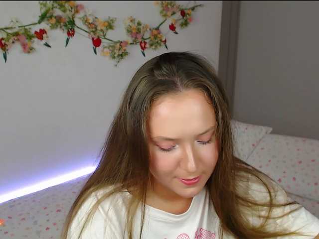 -EmilyxGrasez-'s BongaCams show and profile