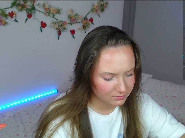 -EmilyxGrasez-'s BongaCams show and profile