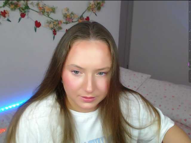 -EmilyxGrasez-'s BongaCams show and profile