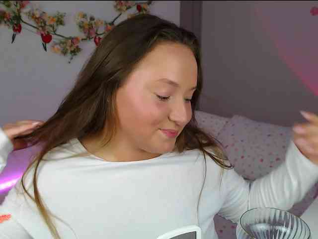 -EmilyxGrasez- webcam