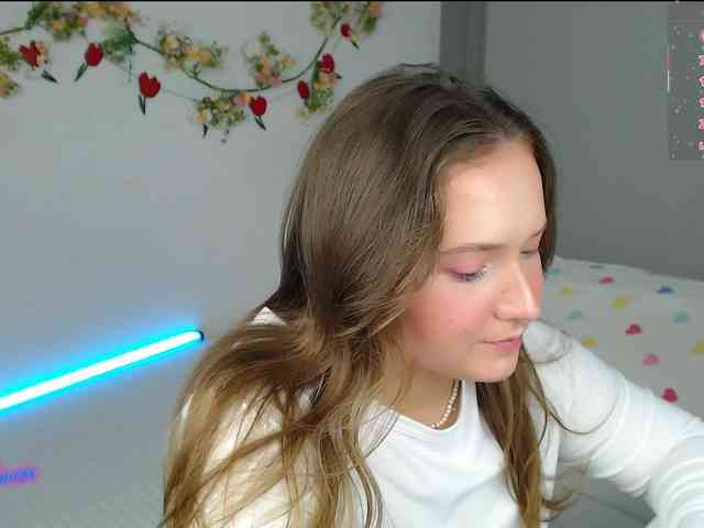 -EmilyxGrasez- webcam