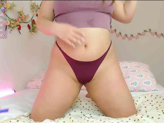 -EmilyxGrasez- webcam