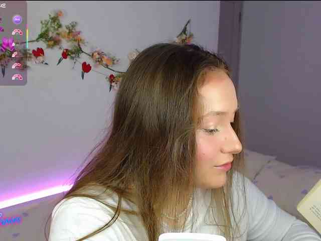 -EmilyxGrasez- webcam