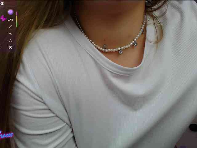 -EmilyxGrasez- webcam
