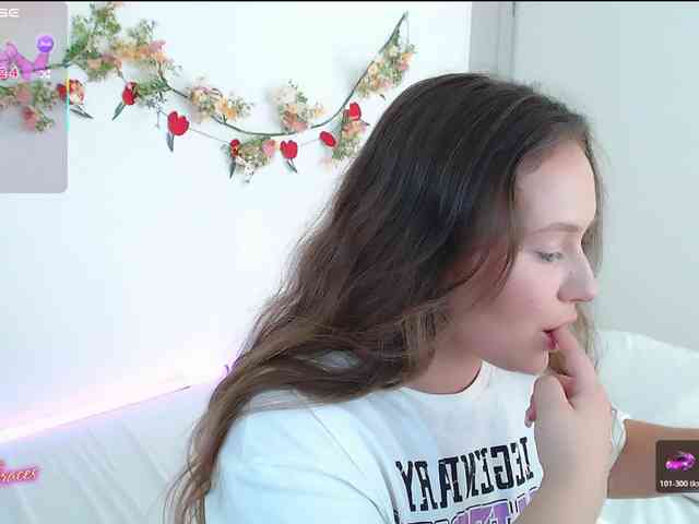 -EmilyxGrasez- webcam