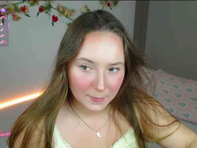 -EmilyxGrasez- webcam