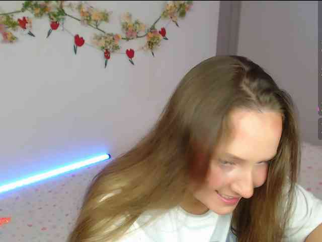 -EmilyxGrasez- webcam