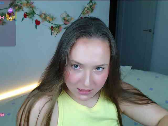 -EmilyxGrasez- webcam
