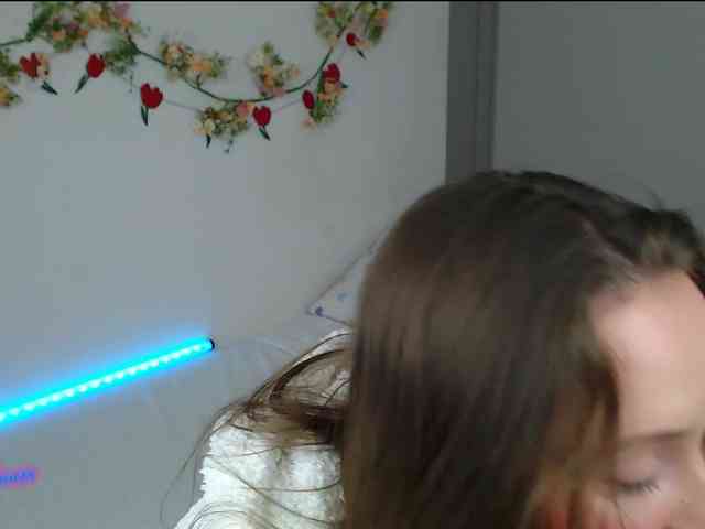 -EmilyxGrasez- webcam
