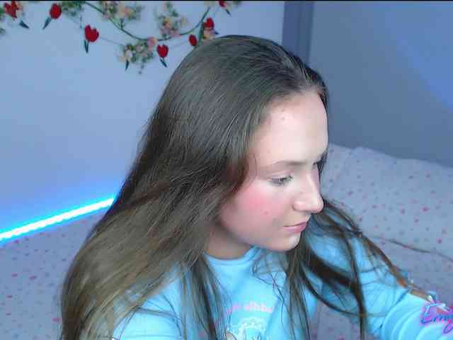 -EmilyxGrasez- webcam