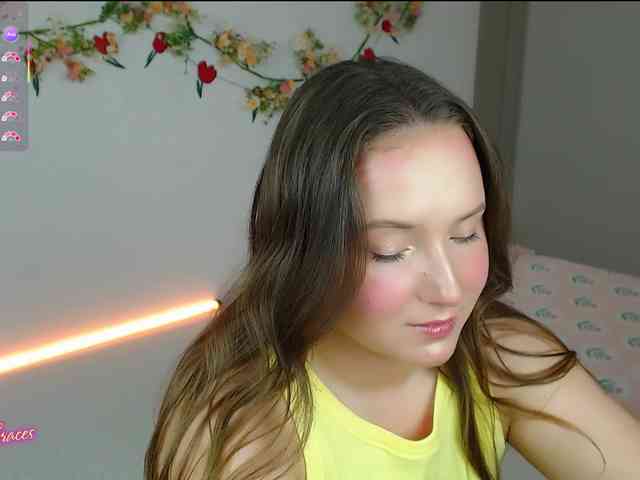 -EmilyxGrasez- webcam