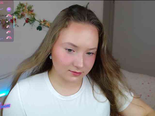 -EmilyxGrasez- webcam