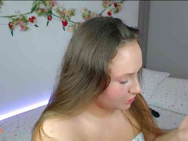 -EmilyxGrasez- webcam