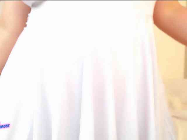 -EmilyxGrasez- webcam