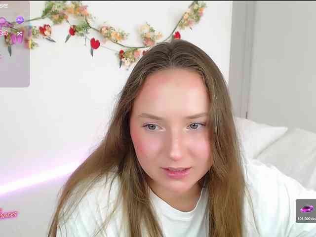 -EmilyxGrasez- webcam