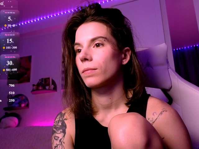 -naomisweet- live cam