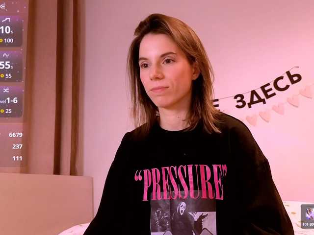 -naomisweet- live cam