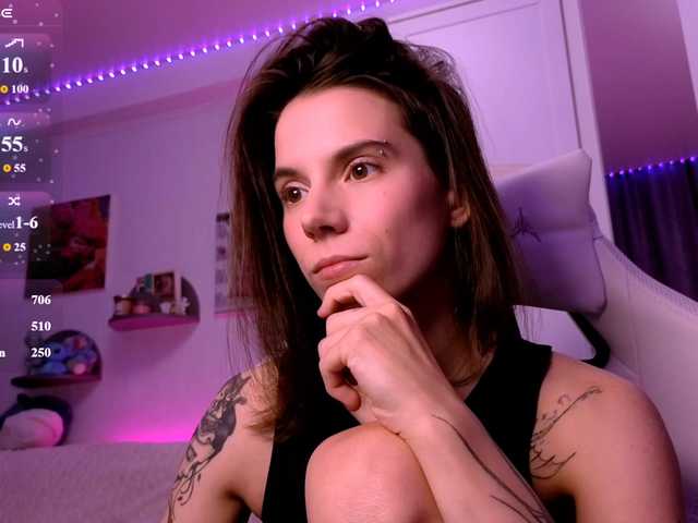 -naomisweet- live cam