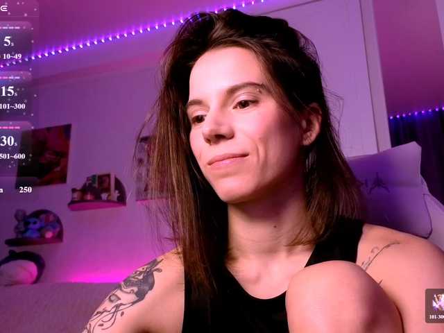 -naomisweet- live cam