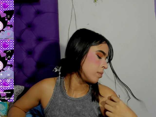 Alondraconnor live webcam show