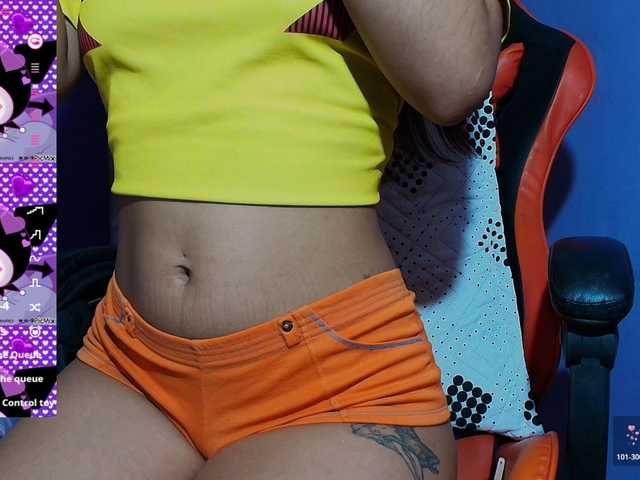Alondraconnor live cam on BongaCams