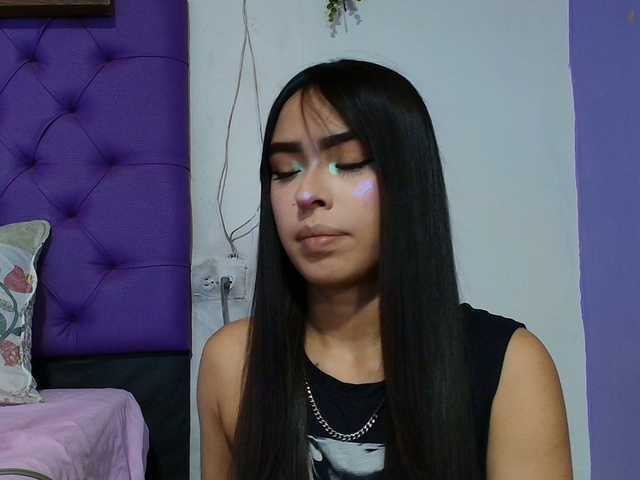 Alondraconnor live cam on BongaCams