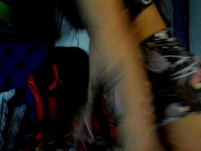 Alondraconnor live cam on BongaCams