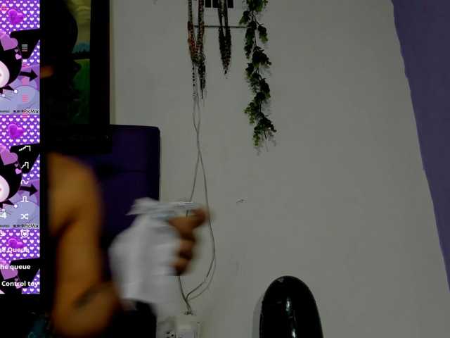 Alondraconnor live cam on BongaCams