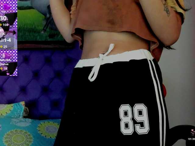 Alondraconnor live cam on BongaCams