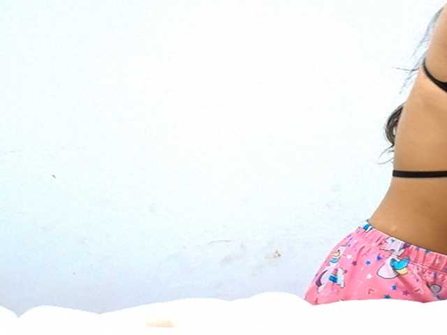 Alondraconnor live cam on BongaCams