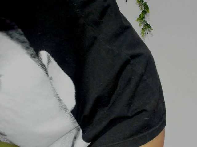 Alondraconnor live cam on BongaCams