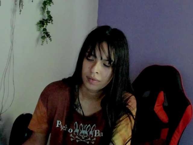 Alondraconnor live cam on BongaCams