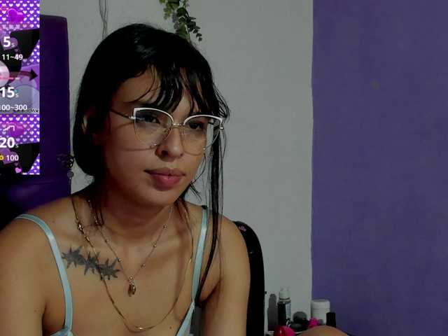 Alondraconnor live cam on BongaCams
