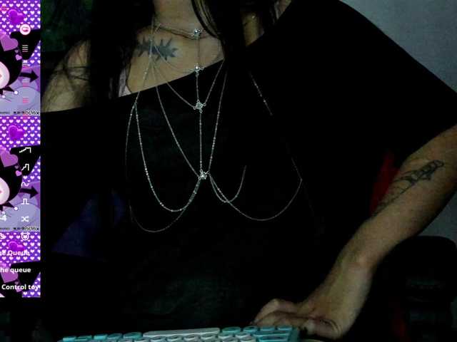 Alondraconnor live cam on BongaCams
