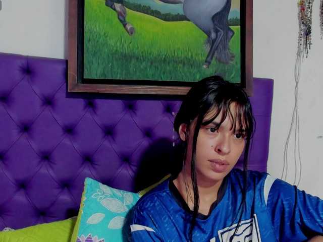 Alondraconnor live cam on BongaCams