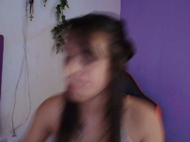 Alondraconnor live cam on BongaCams