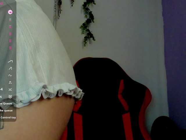 Alondraconnor live cam on BongaCams