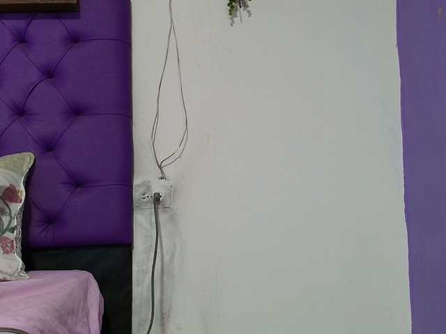 Alondraconnor live cam on BongaCams