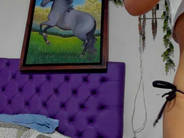 Alondraconnor live cam on BongaCams