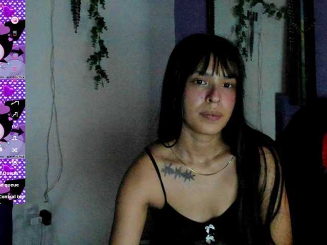 Alondraconnor live cam on BongaCams