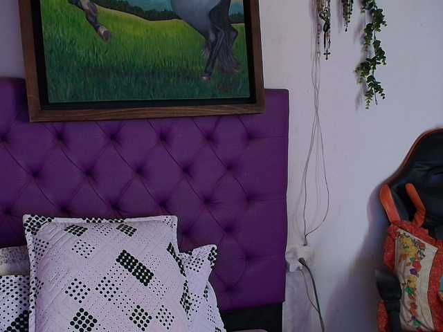 Alondraconnor live cam on BongaCams