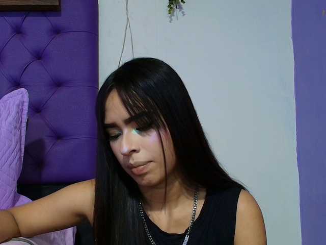 Alondraconnor live cam on BongaCams