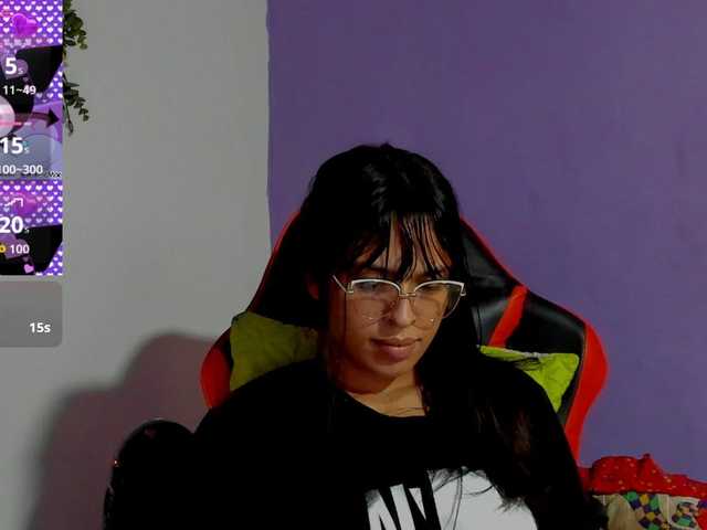 Alondraconnor live cam on BongaCams