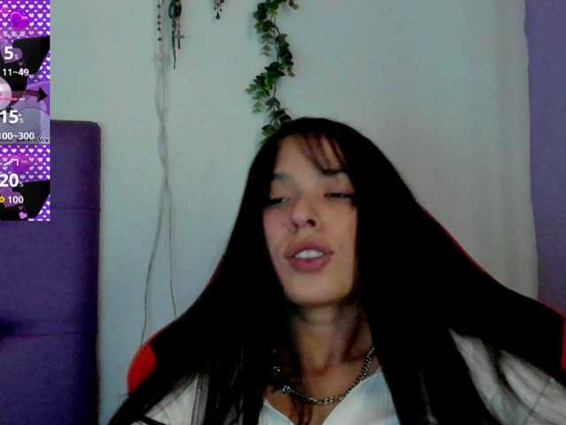 Alondraconnor live cam on BongaCams