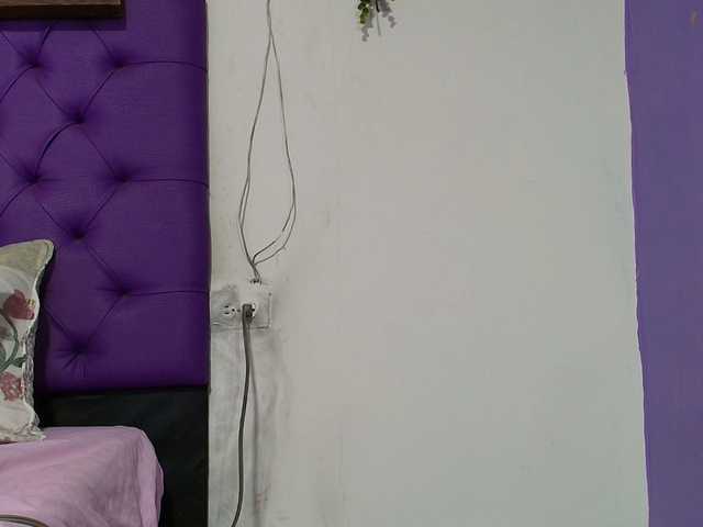 Alondraconnor live cam on BongaCams