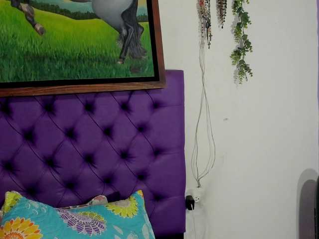 Alondraconnor live webcam show