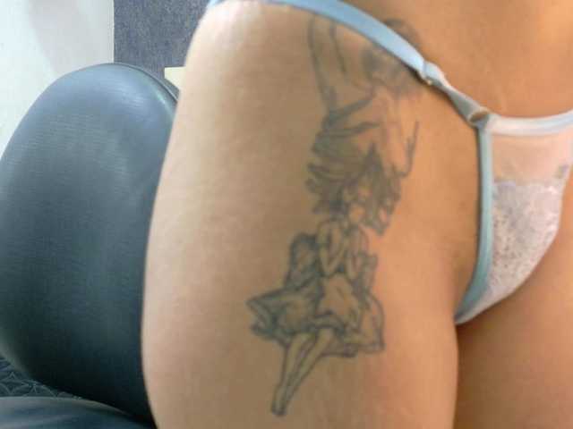 Alondraconnor live cam on BongaCams