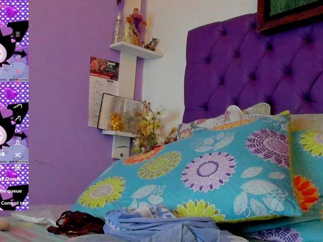 Alondraconnor live cam on BongaCams